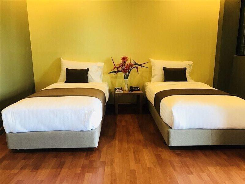 Work Den Chiangrai Hotel Чианг Рай Екстериор снимка