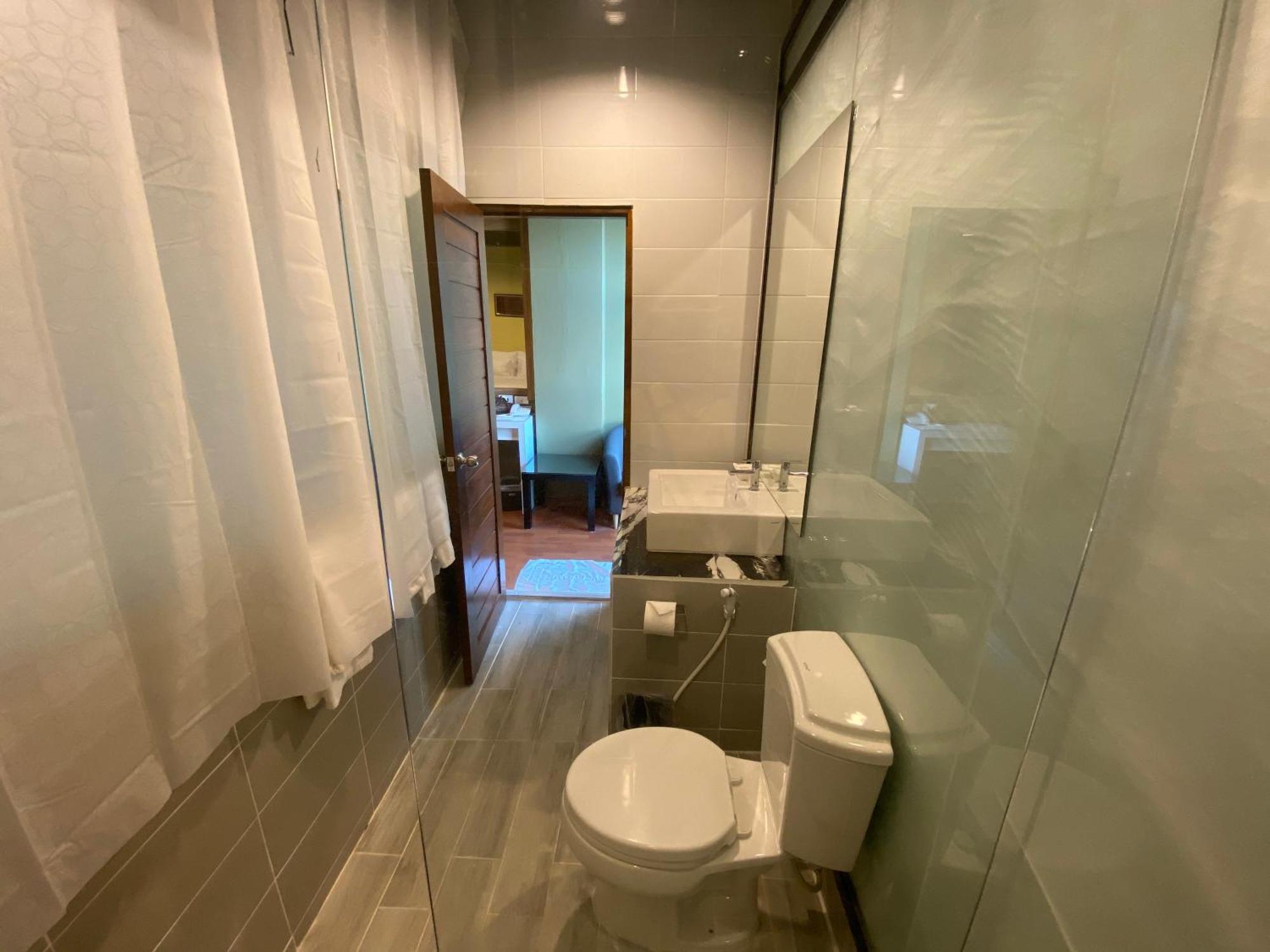 Work Den Chiangrai Hotel Чианг Рай Екстериор снимка